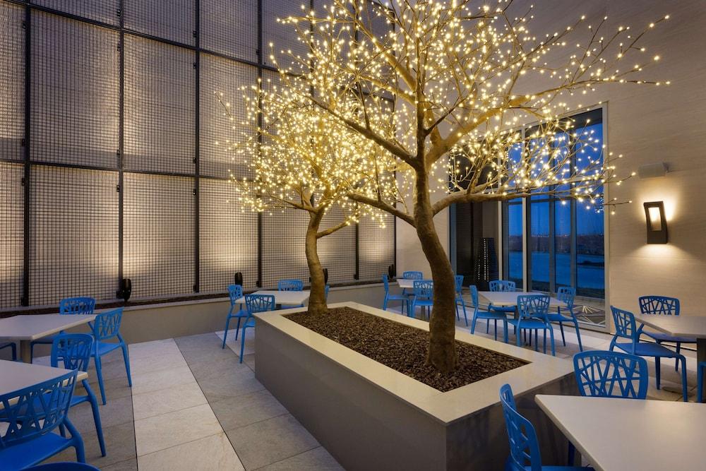Embassy Suites By Hilton Kansas City אוליית מראה חיצוני תמונה